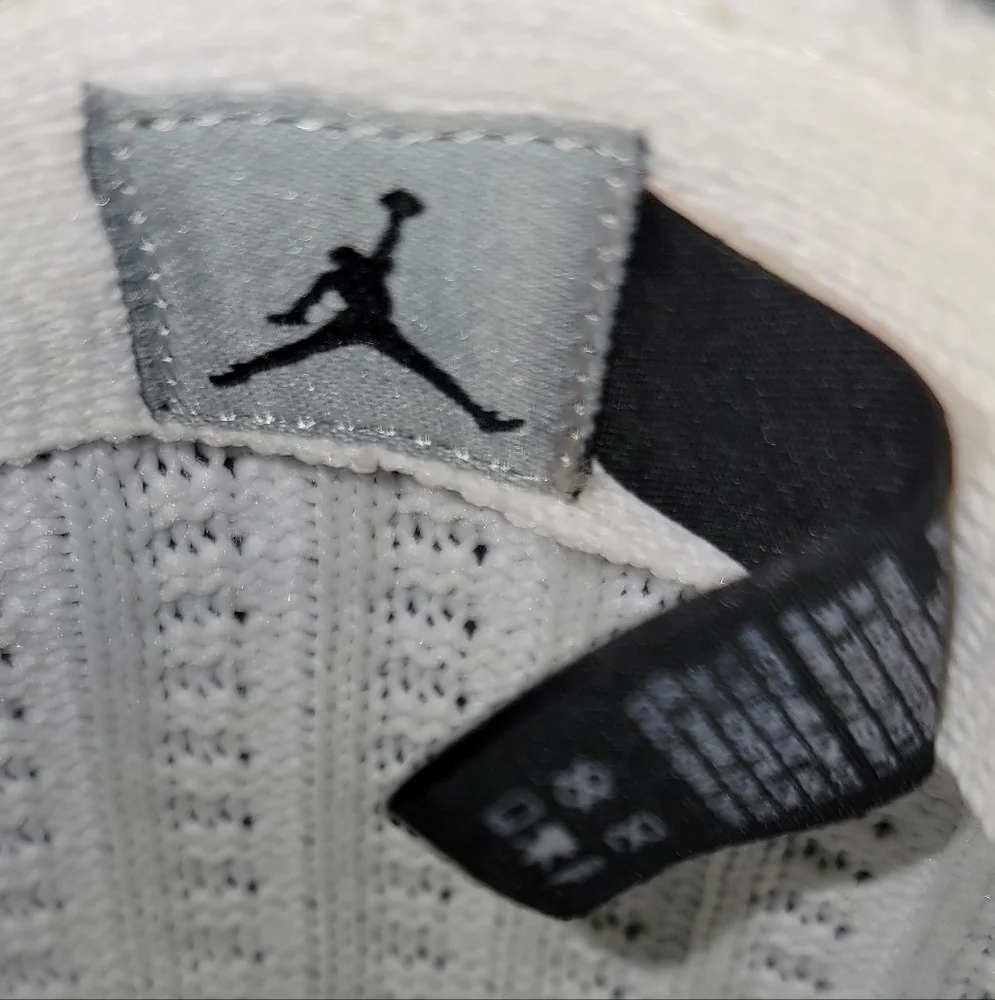 Jordan White Knit Cap - Picture 4 of 5